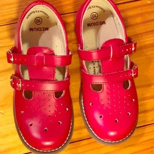 Footmates 10 toddler. Like-new condition!